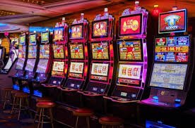 Push Gaming blackjack table with dealer and player cards clearly visible on HD stream
